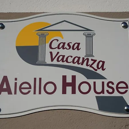 Aiello House * Помпеї